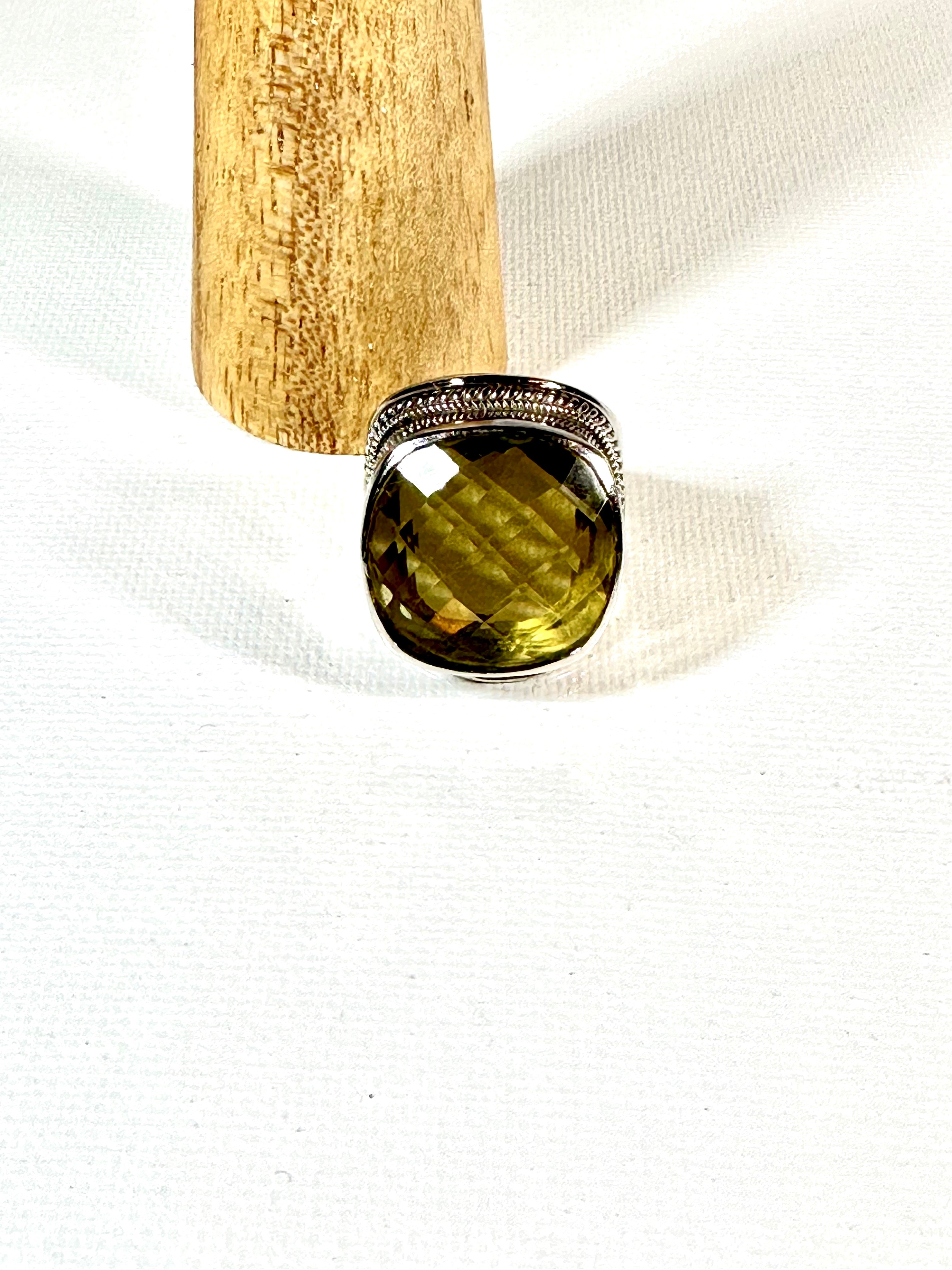 Ring - Squircle Citrine Quartz -